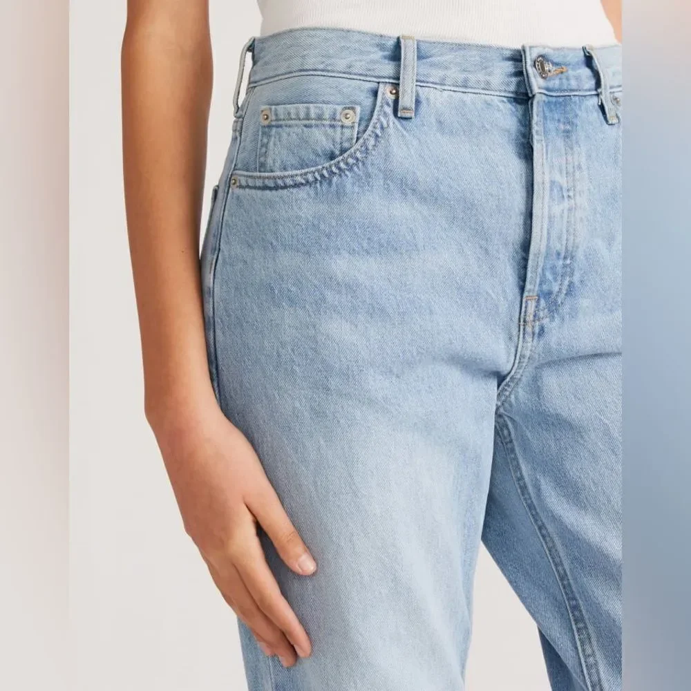 Everlane 90’s Cheeky Jean